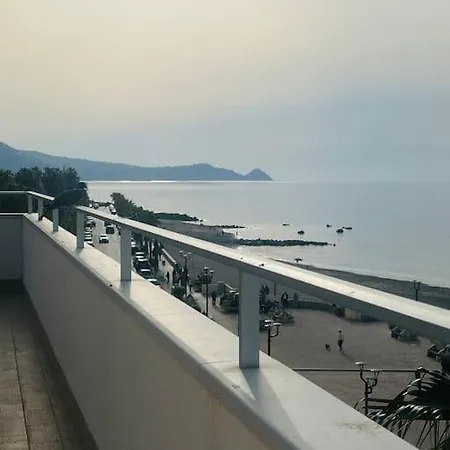 Attico Finestra Sulle Isole Eolie Appartement Brolo