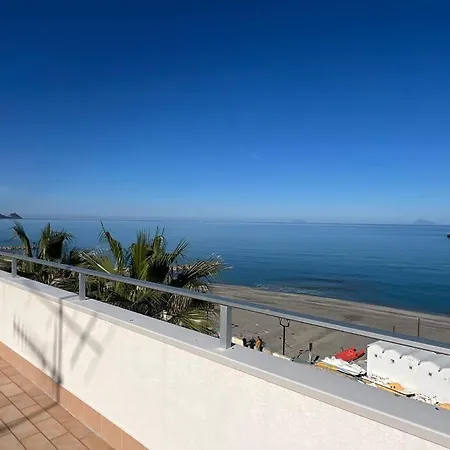 Attico Finestra Sulle Isole Eolie *